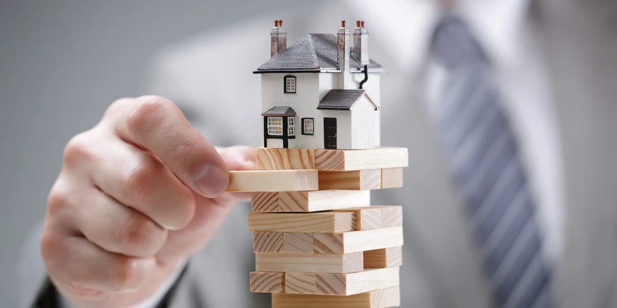 Read more about the article Canada’s Housing Crisis: Challenges, Solutions, and Hope for the Future